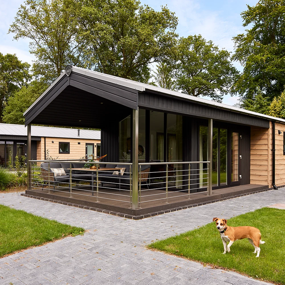 Bouw van stacaravans door LACET uit NRW